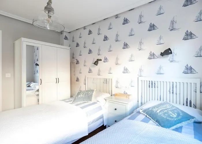 La Ballena De Sonabia * Orinon